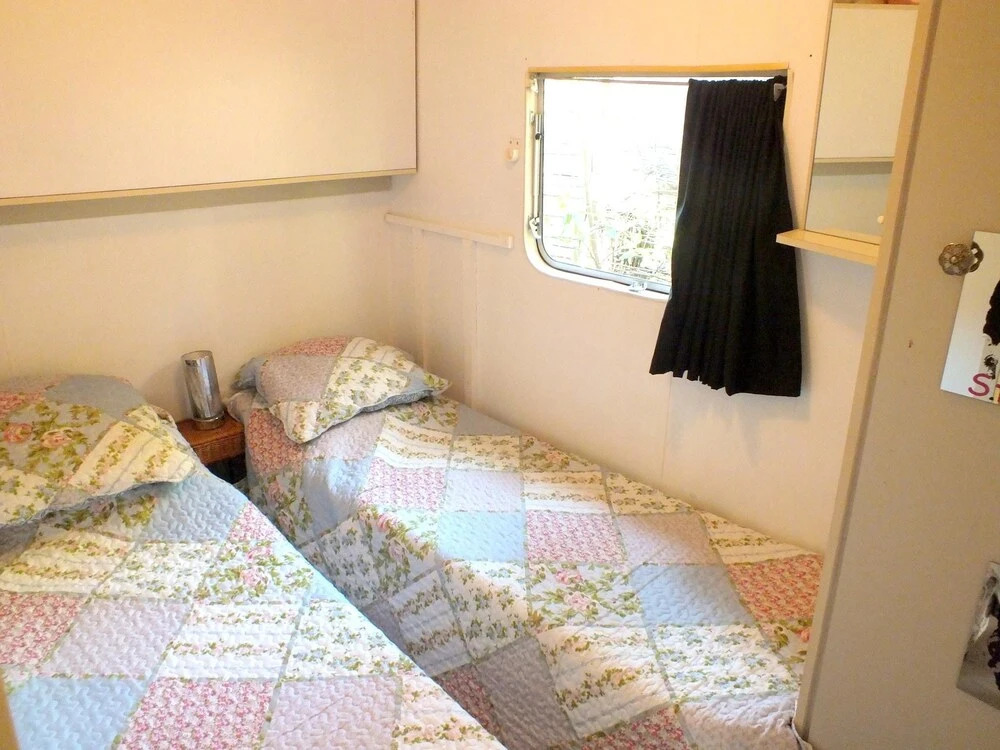 Bungalow With 2 Bedrooms in Le Castellet, With Terrace - 10 km From th