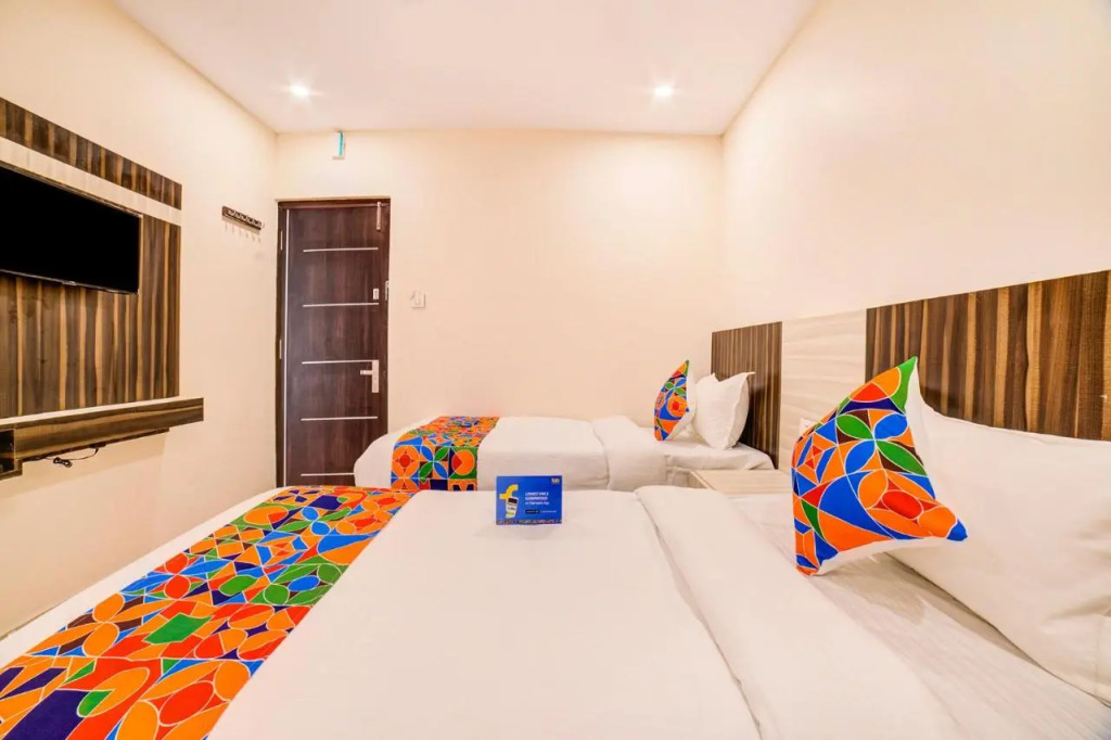 FabHotel Spark Inn