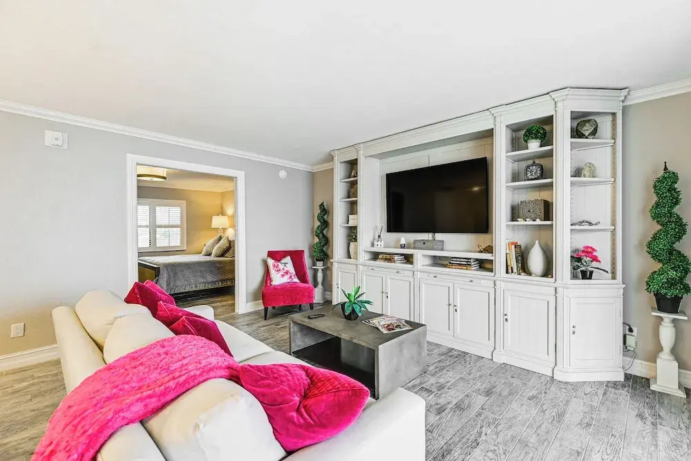 Marco Island Condo w/ Balcony + Water Views!