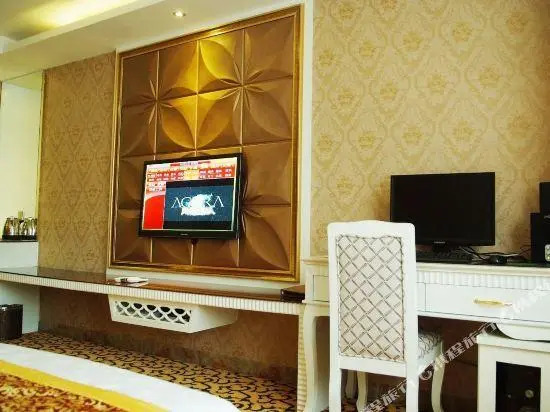 Xinjinhu Business Hotel