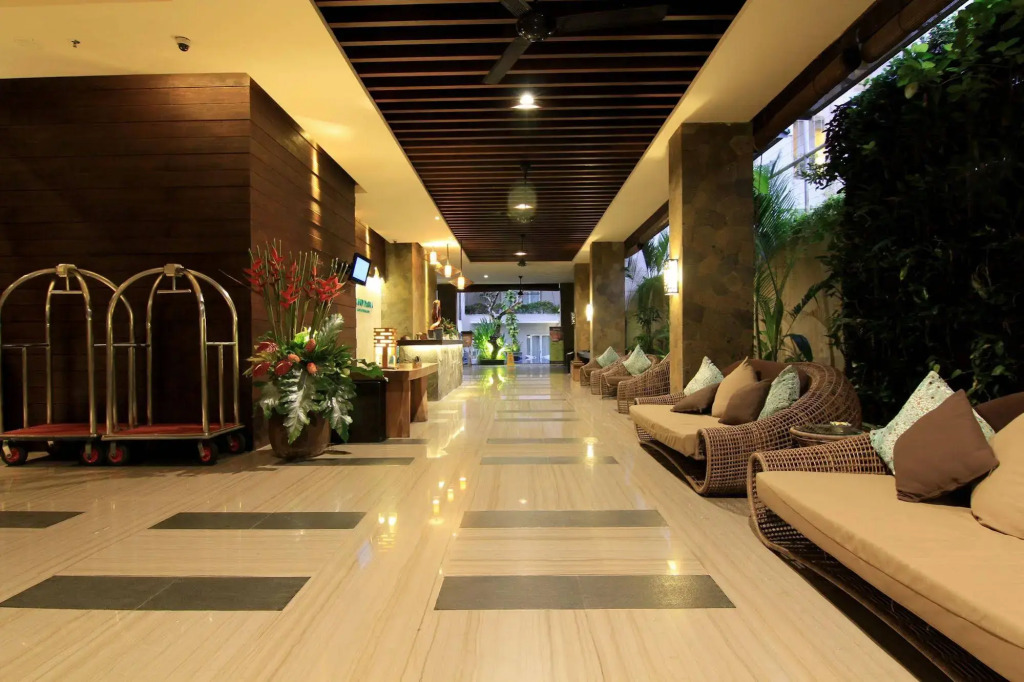 Grand Ixora Kuta Resort