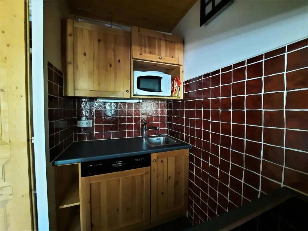 Appartement Les Menuires, 2 pièces, 5 personnes - FR-1-452-93