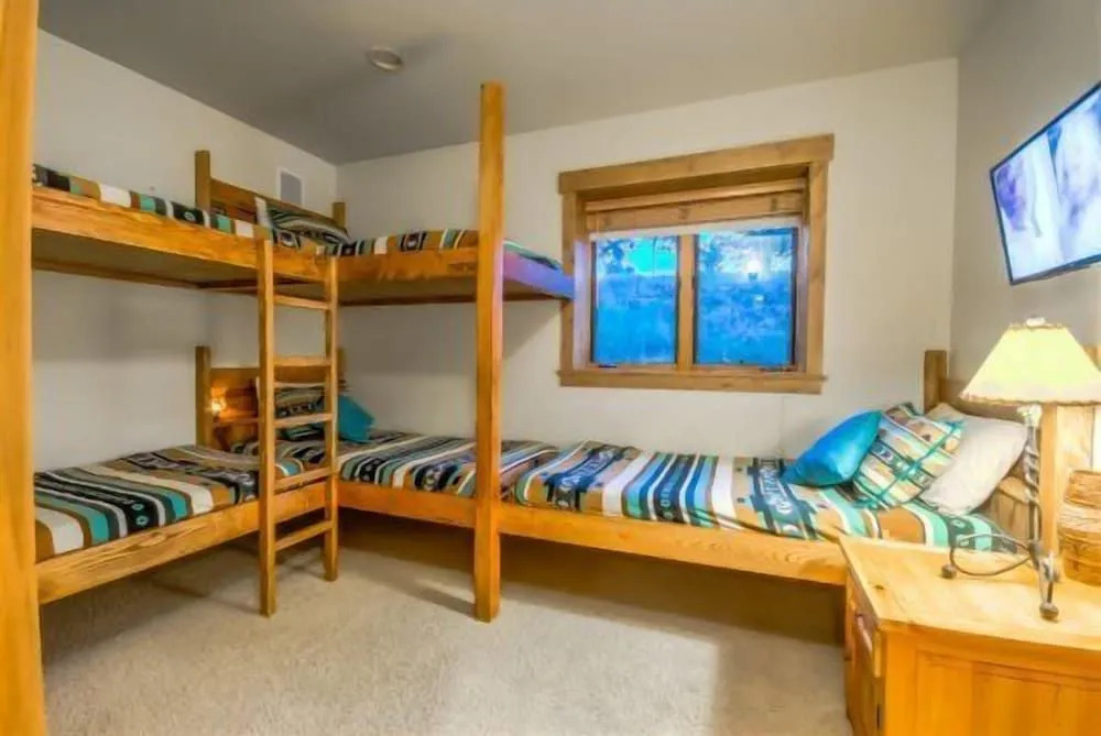 Mountain View At Eagleridge Town Homes