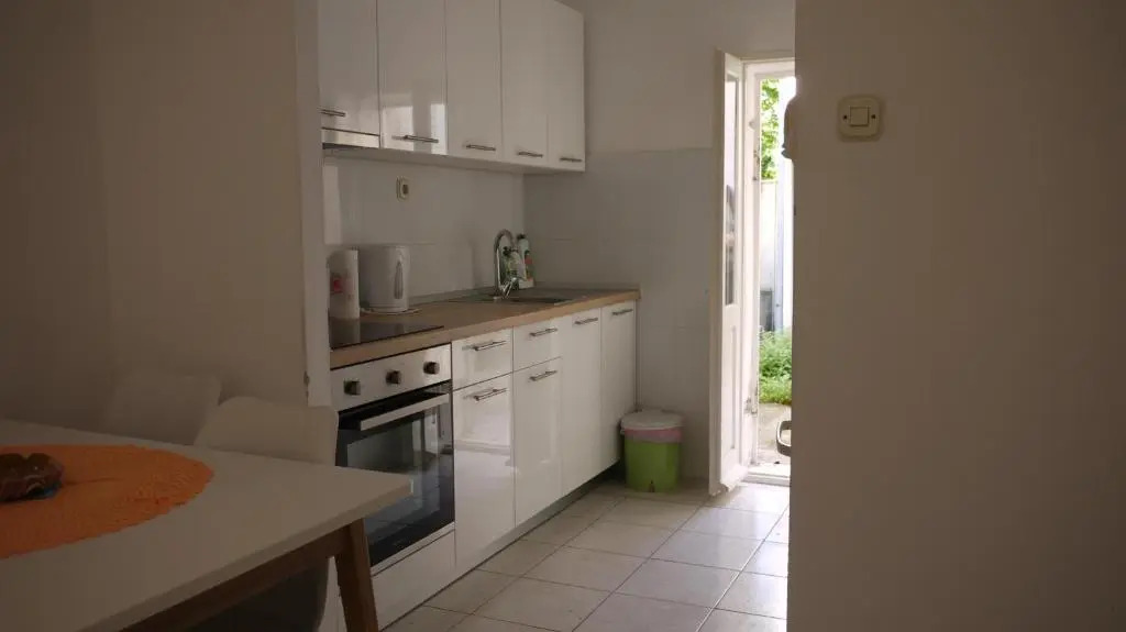 Apartment Tea