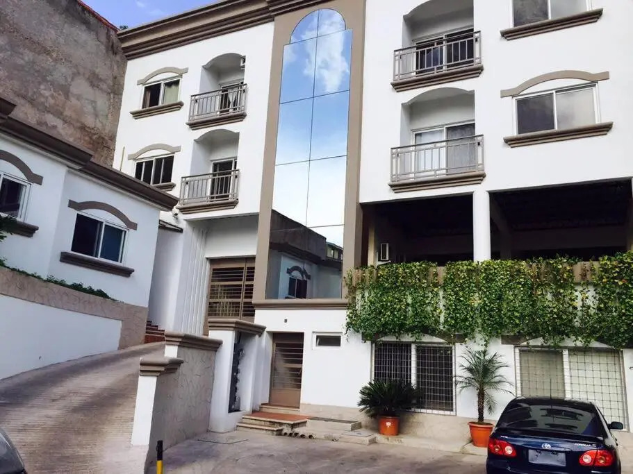 Full Apt. 2BD Near Malls and Rts(2A)