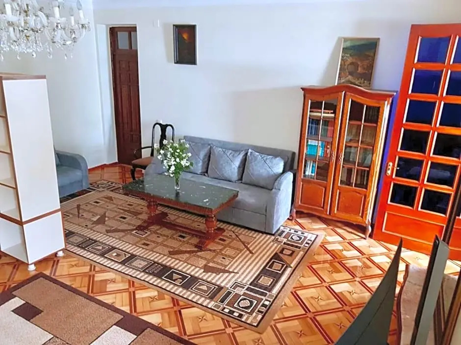 Sweet Home at Ninoshvili 3