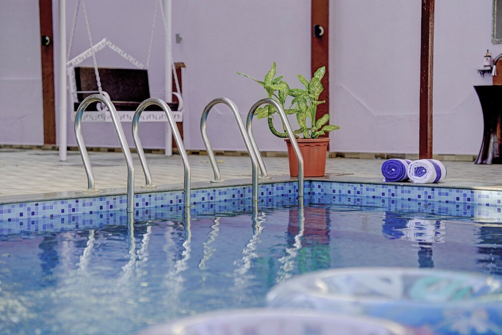 Alaya Stays Nest 4BHK villa with Pool