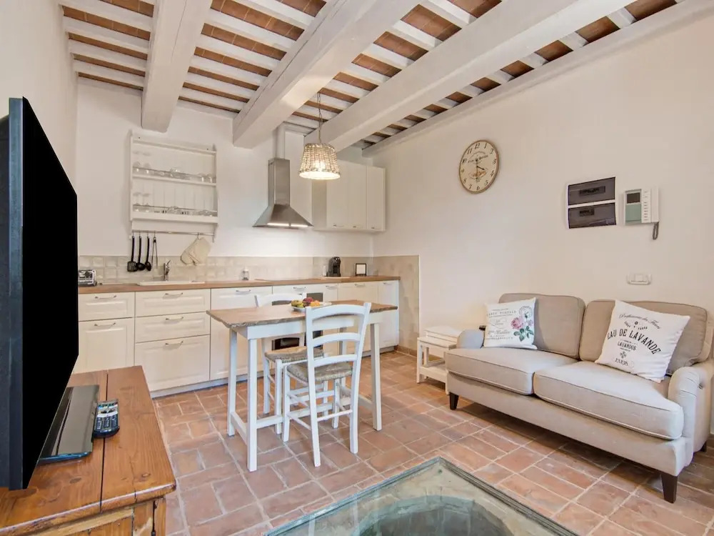 Scenic Apartment in Mombaroccio with Garden near City Center