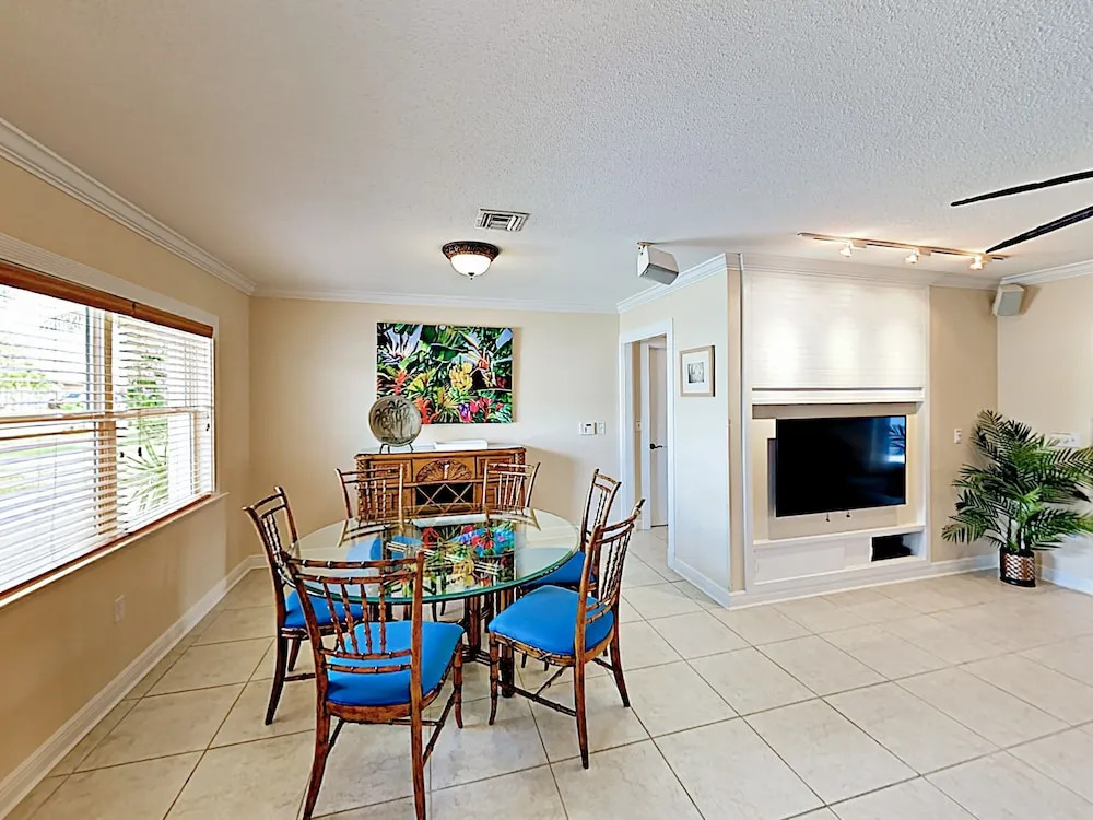 4003 Bradenton - 3 Br Home