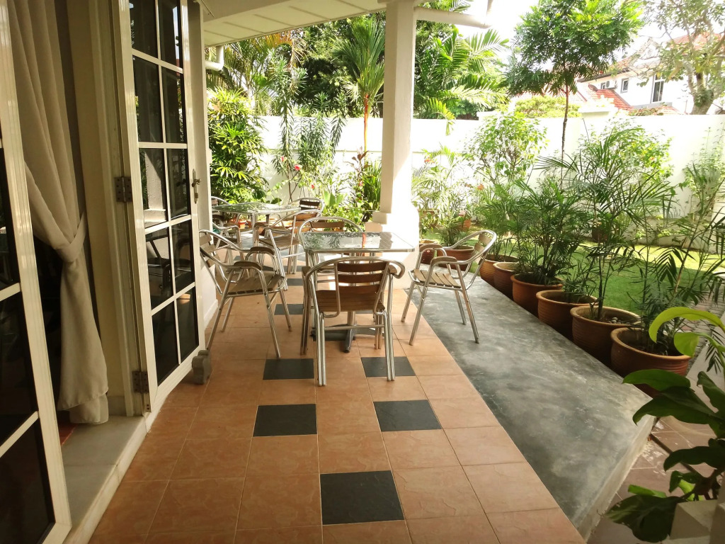 Rumah Putih B&B Sepang - KLIA 1&2