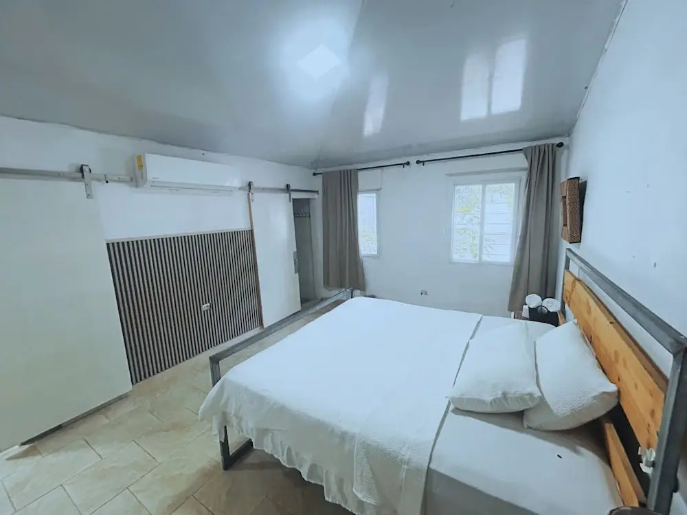 Amalfi Surf Lodge