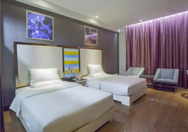 Jtour Inn Dongxing Guizhou Road Baihui