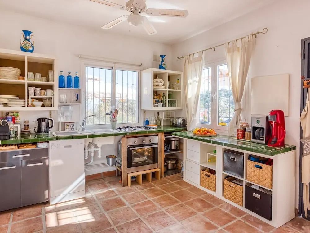 Lovely Holiday Home in Coin With Private Swimming Pool