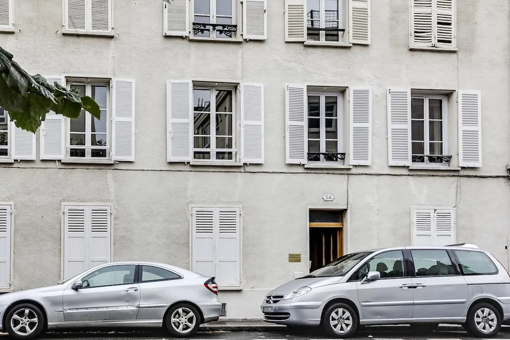 Fontainebleau Sweet Home