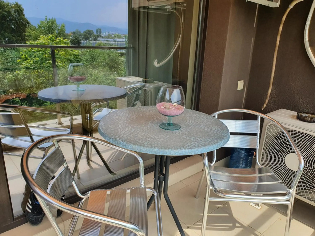 New Apartment at a Great Location