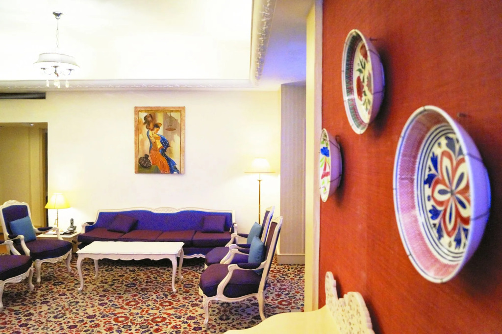 The Ambassador, Mumbai
