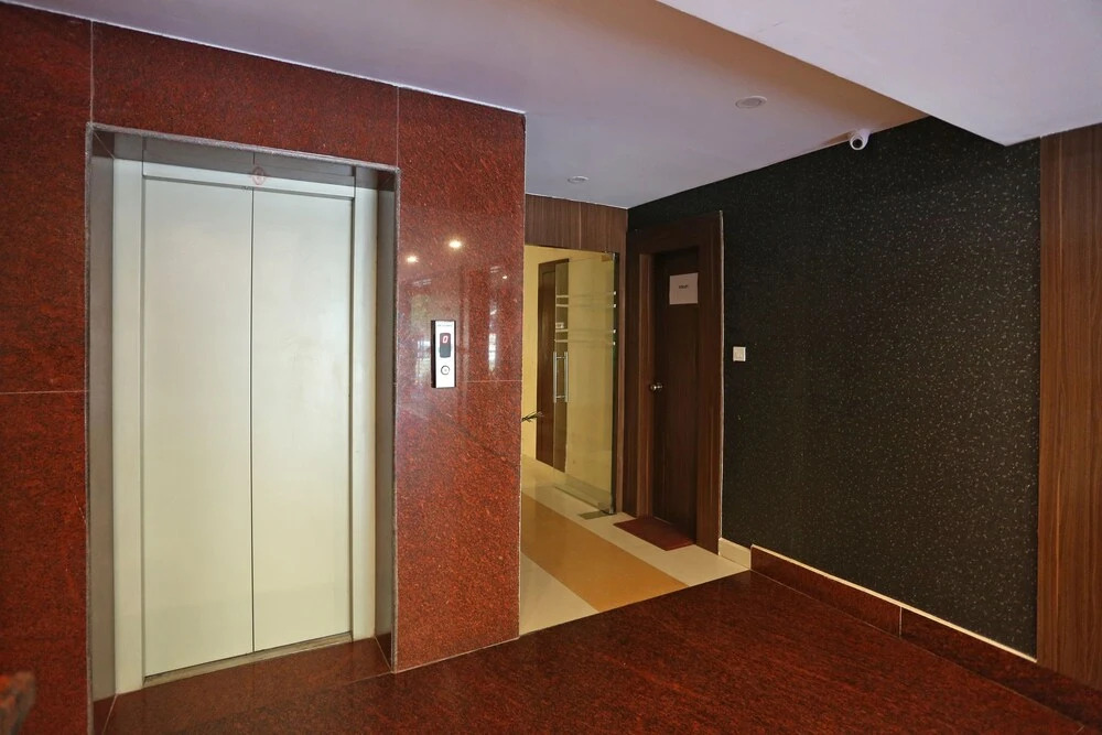 Capital O 9010 Hotel Railview