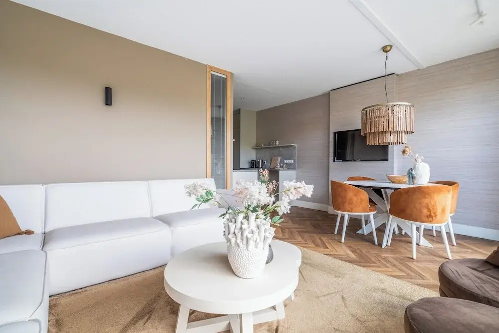 Inviting Apartment With a Garden