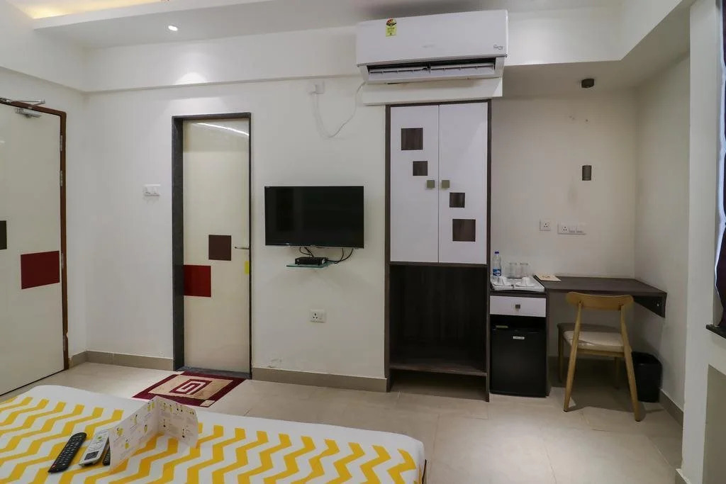 FabHotel Brook Elan Viman Nagar