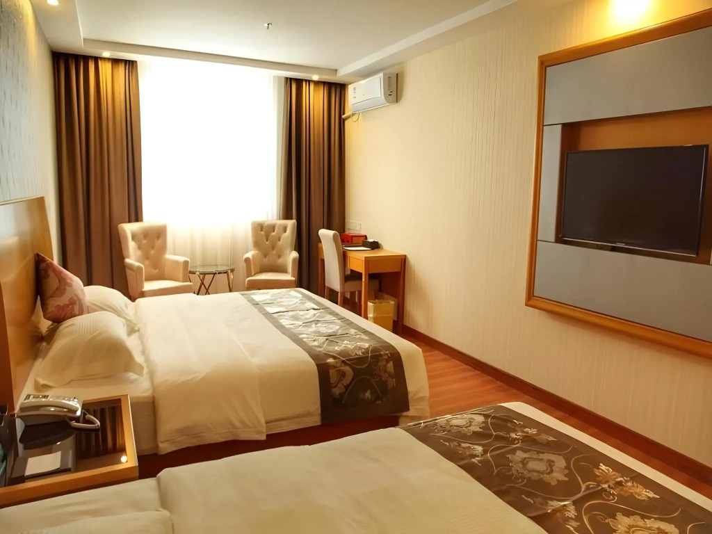 GreenTree Inn Zhuhai Mingzhu Station Express Hotel