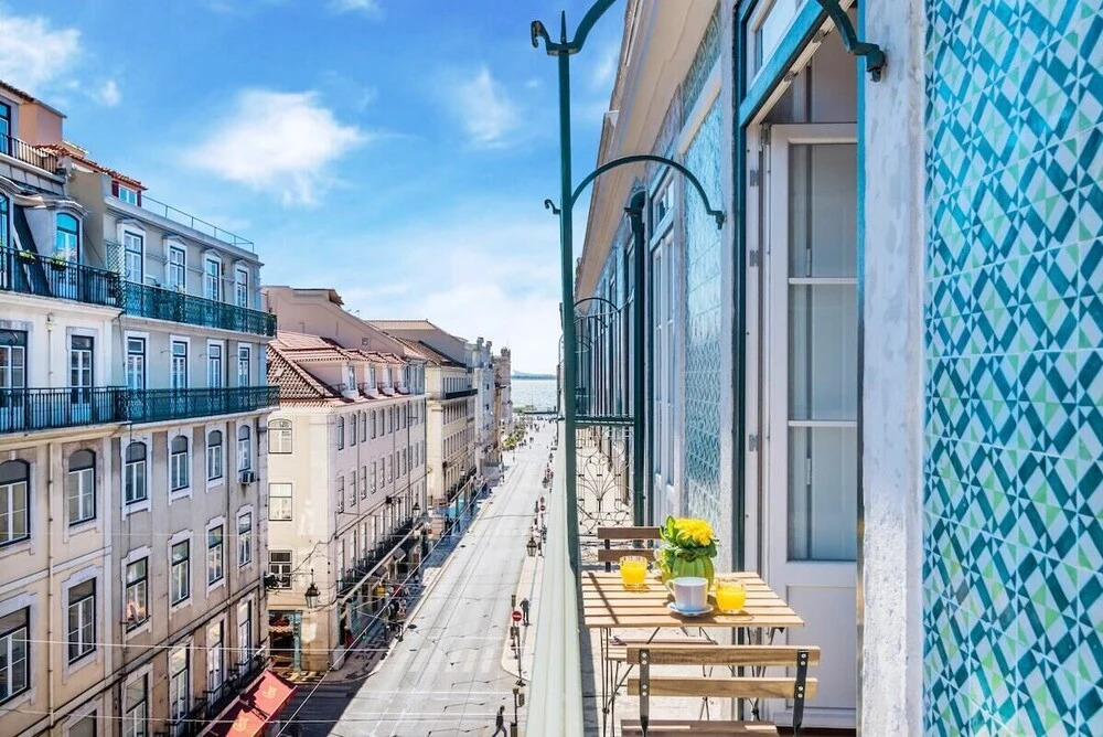 Life is Good in Lisbon Baixa Apartment