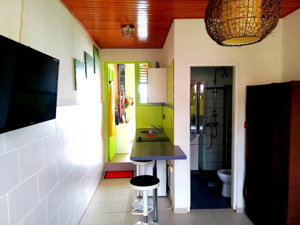 Studio in Sainte-luce, With Wonderful City View, Private Pool and Wifi - 500 m From the Beach