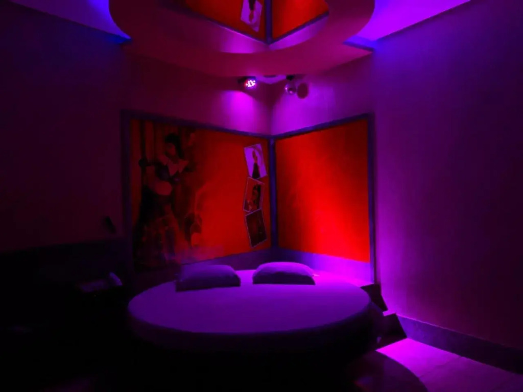 Motel Emoções