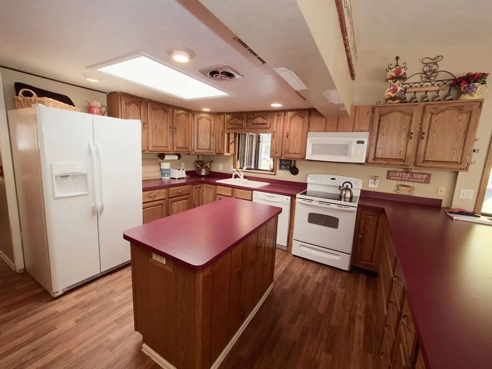Aspen Creek - 4 Bedroom with Hot Tub on Chalk Creek Home