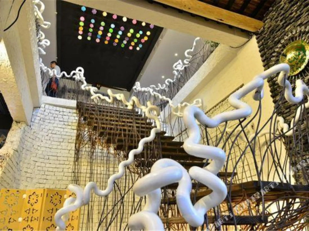 Natie Wanshi Art Inn