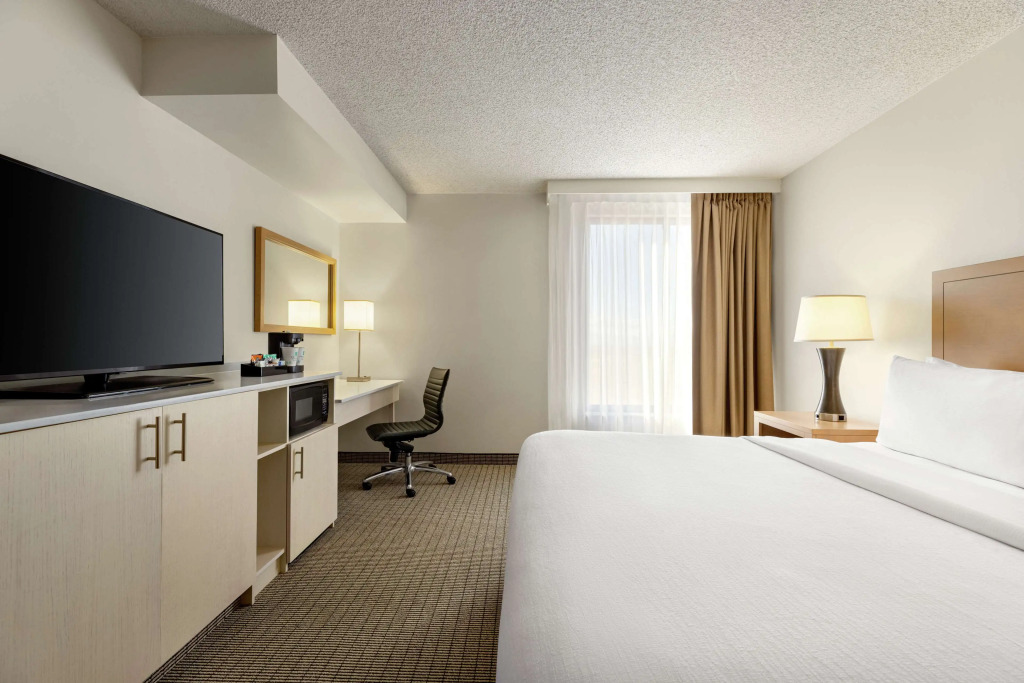 Embassy Suites by Hilton Denver International Airport