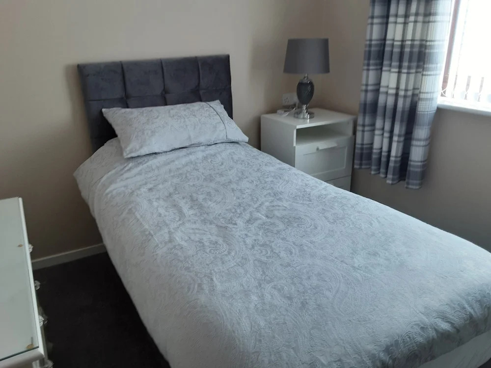 3-bed Bungalow Near Conwy Valley Close to Castle