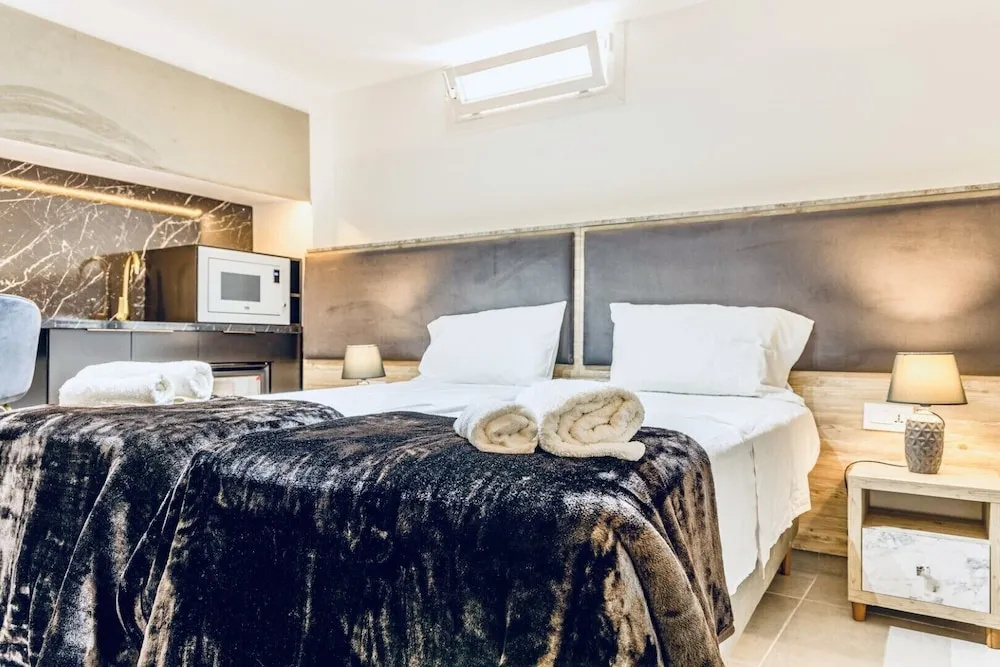 The Mike Hotel by CX Collection