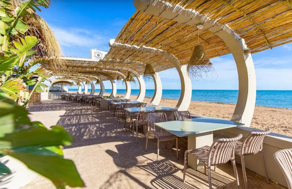 1ªLínea-50m de playa-210m2 utiles-BBQ privada-Vistas al mar-3 terrazas