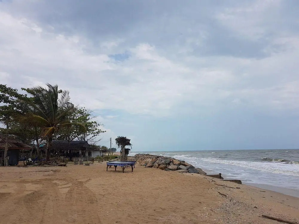 Talumpuk Seafood & Resort