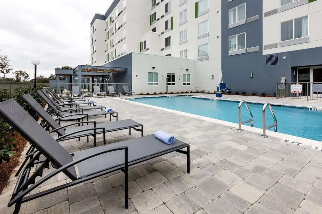 Courtyard by Marriott Pensacola I-10 West