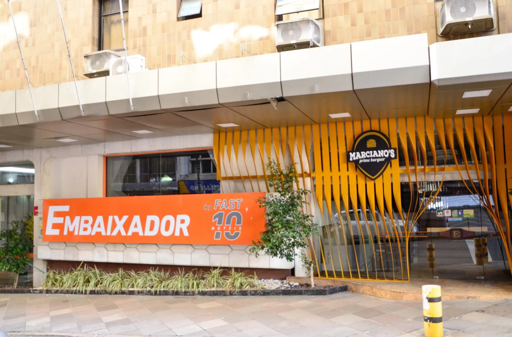 Embaixador Hotel by Fast10 - Estádio Beira-Rio, Santa Casa, Palácio do Governo
