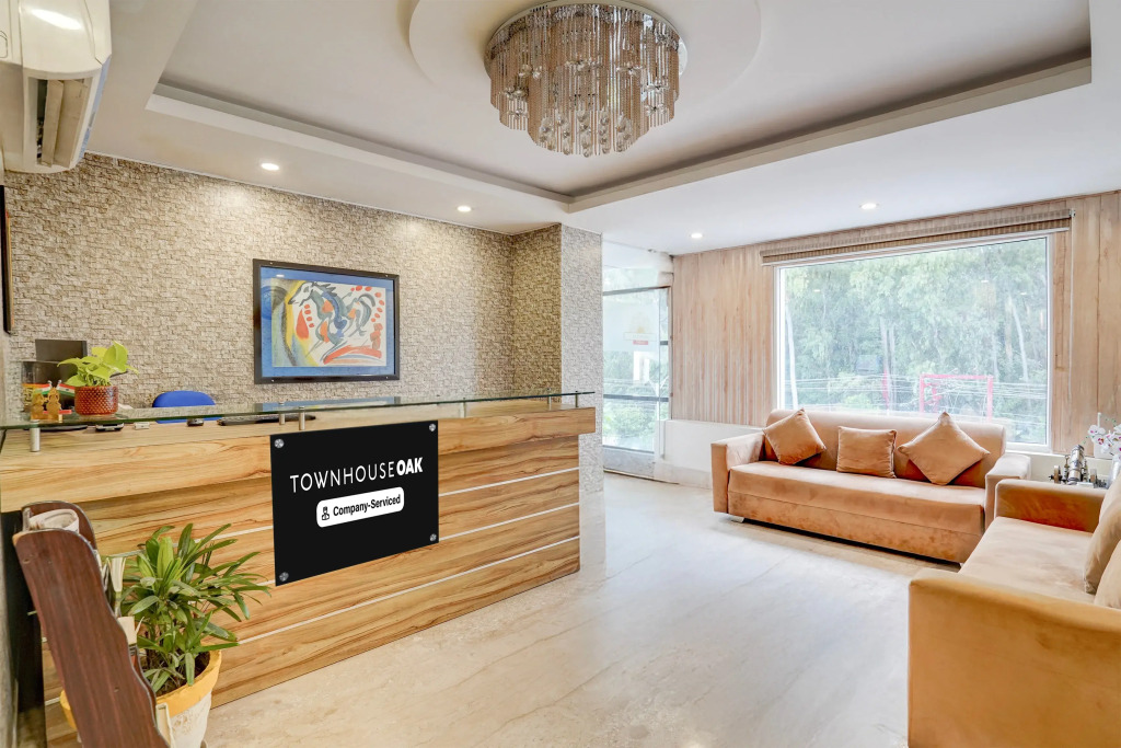 Super Townhouse Oak ONGC Crossway Formerly Hotel Gold Stone Comfort