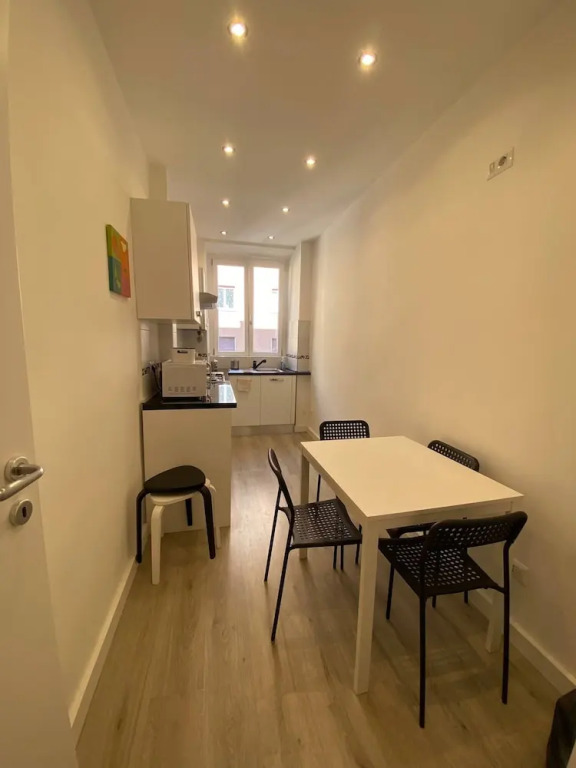 Apartment Near the Colosseum, With Metro Line A a 2 Minutes Walk Away
