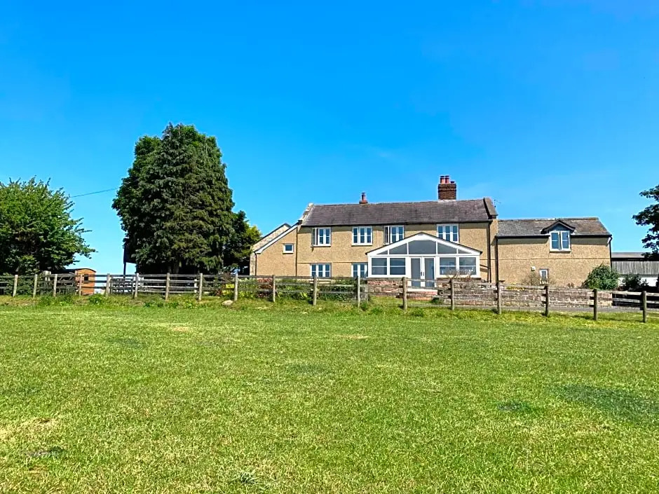 Farmhouse studio near Shrewsbury