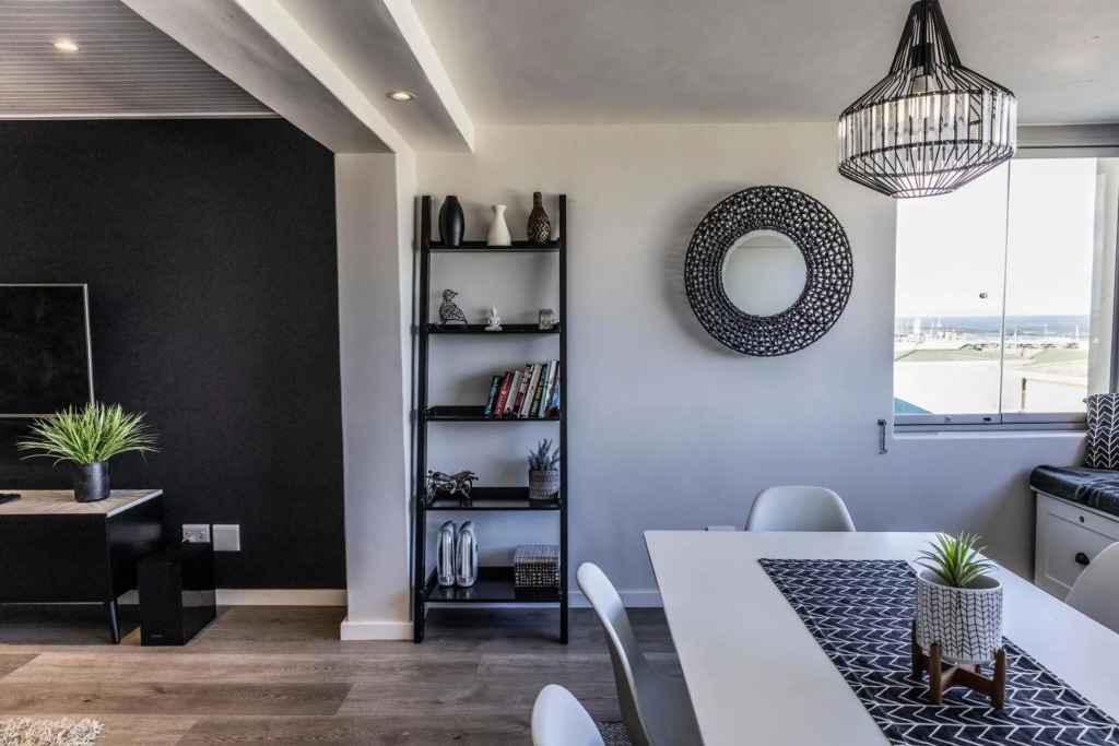 67 Whale Rock Estate, Hermanus