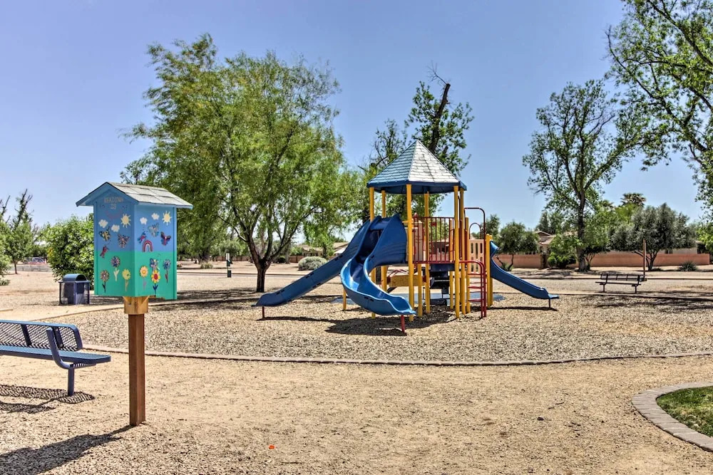 Step-free Sahuarita Retreat! Patio + Pool Access