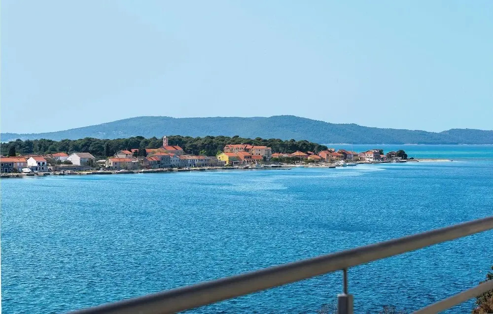 Awesome Home in Brodarica With Wifi and 2 Bedrooms