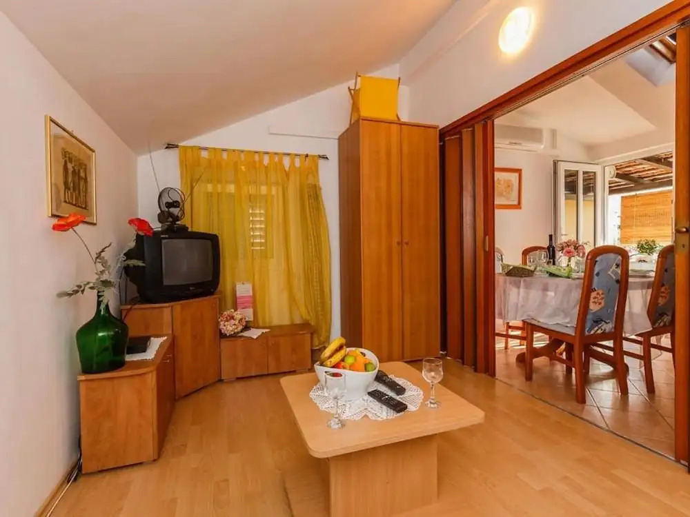 Apartments Roda