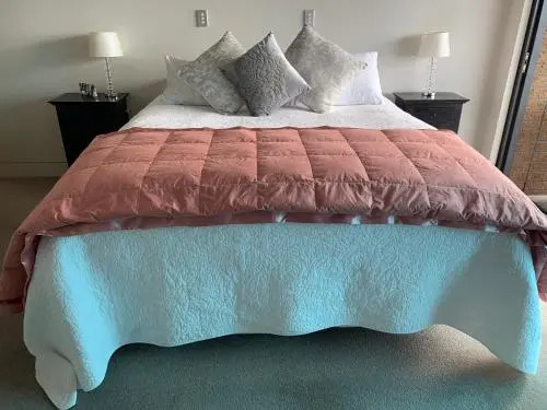 Sunbrae Shores Retreat