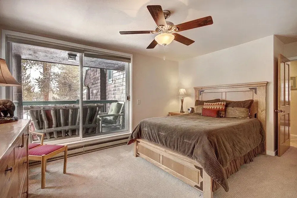 1903 Soda Springs I - 2 Br Townhouse