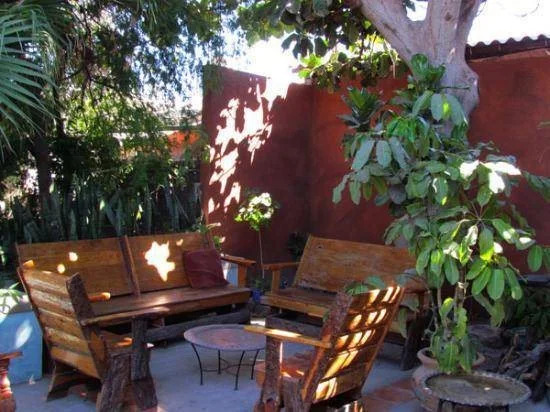 La Damiana Inn