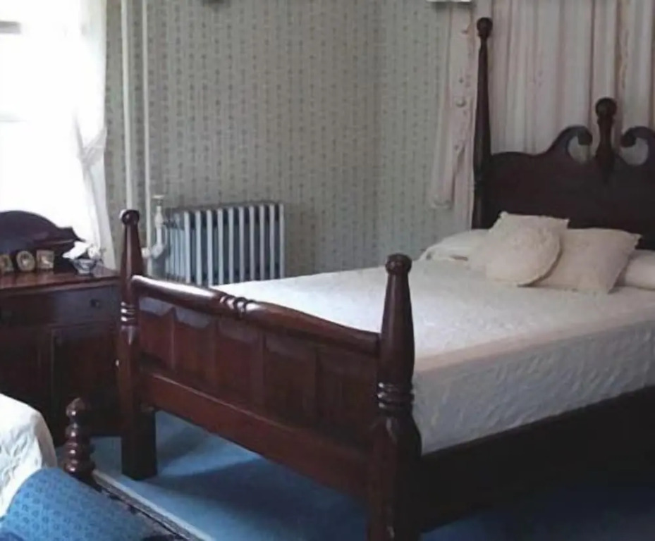 Jarrett House