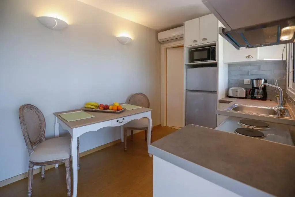 THALASSA VIEW RESIDENCE