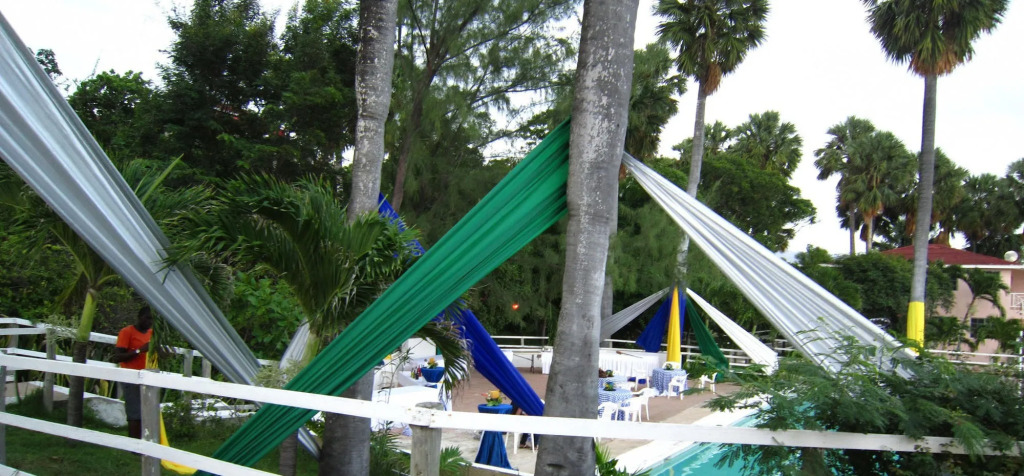 Treasure Beach Inn and Bar