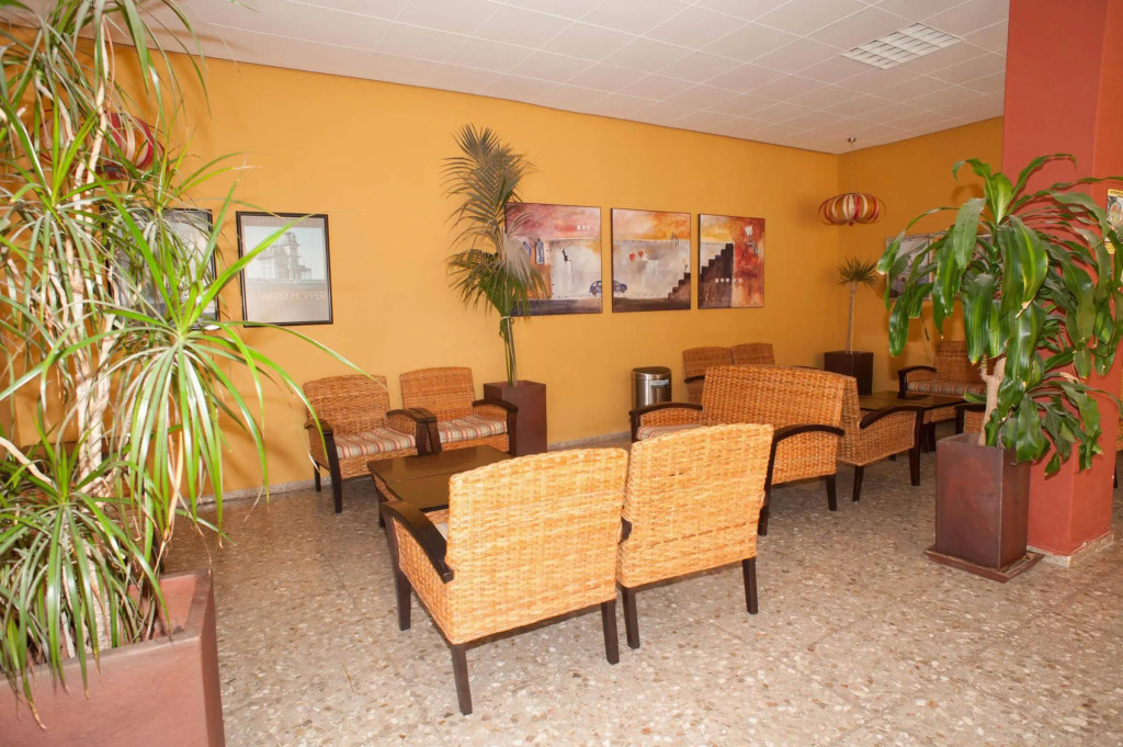 Aparthotel Boutique Poniente Playa